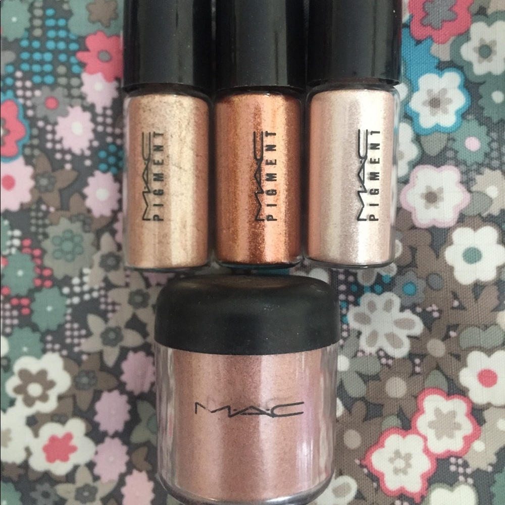 MAC pigments set bundle